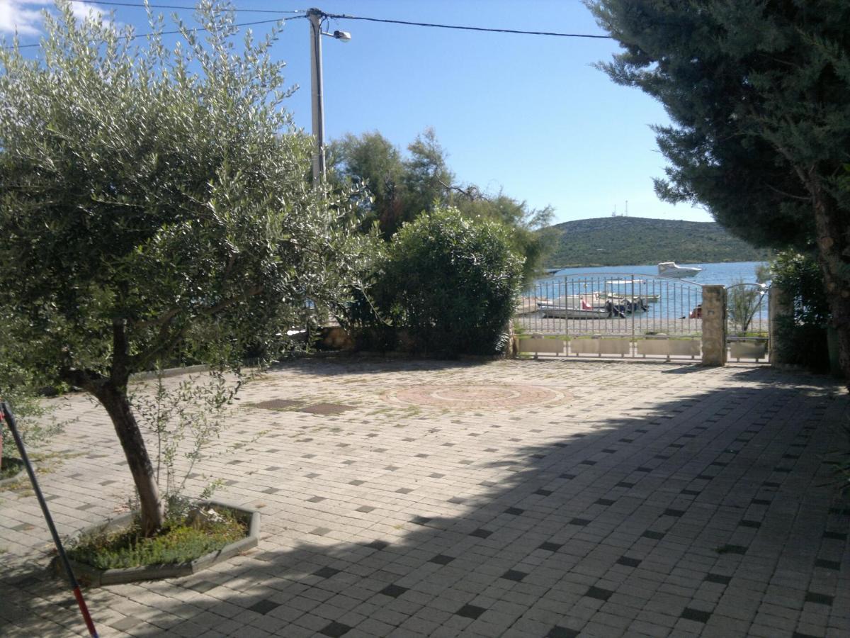 Villa Magica Pirovac Eksteriør billede